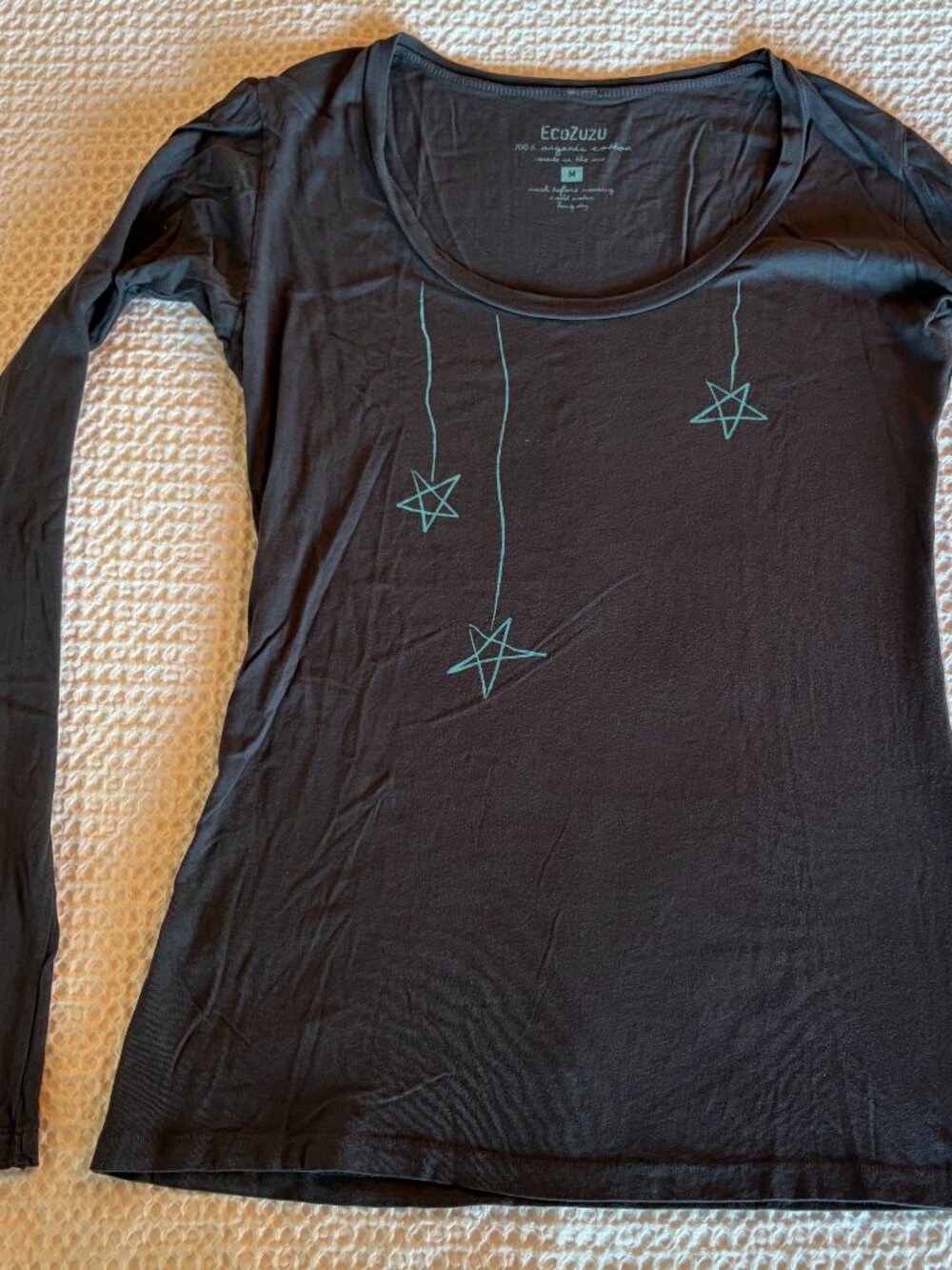 EcoZuzu Organic Cotton Blue Gray Star Graphic Long Sleeve Top M